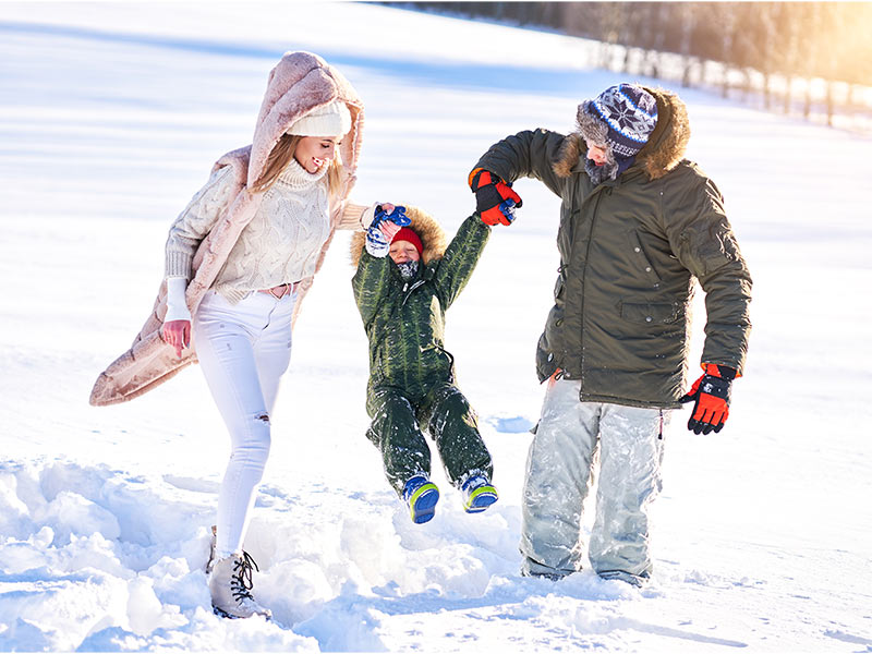 disfrutar de la nieve con niños