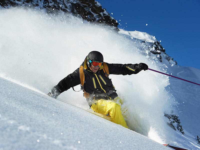Los mejores trucos para mejorar tu técnica de angulación en el esquí