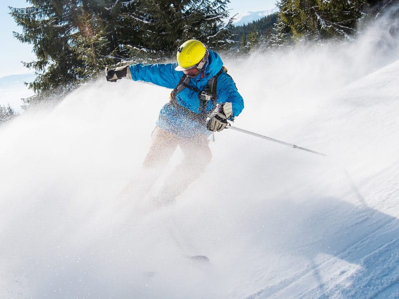 Avalanchas en la nieve: cómo disfrutar del esquí de forma segura