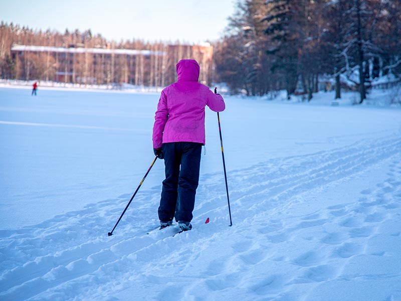 ¿Cuál es la mejor edad para empezar a esquiar?